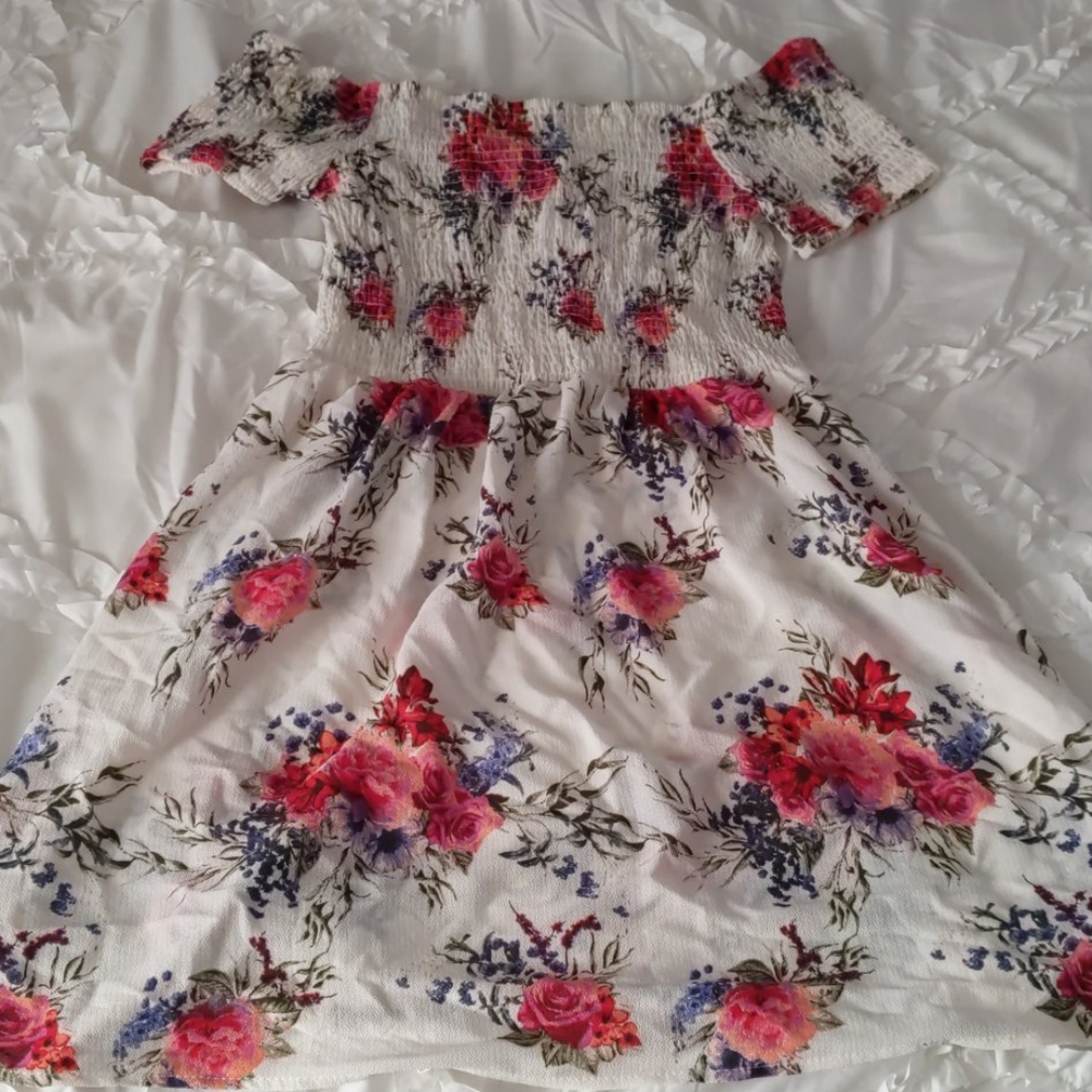 Women's dress